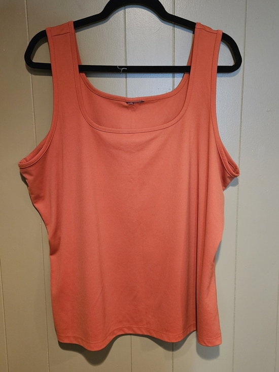 Tops - Coral Sleeveless Tank Top Women’s Size Large Soft Stretch Casual Summer Blouse